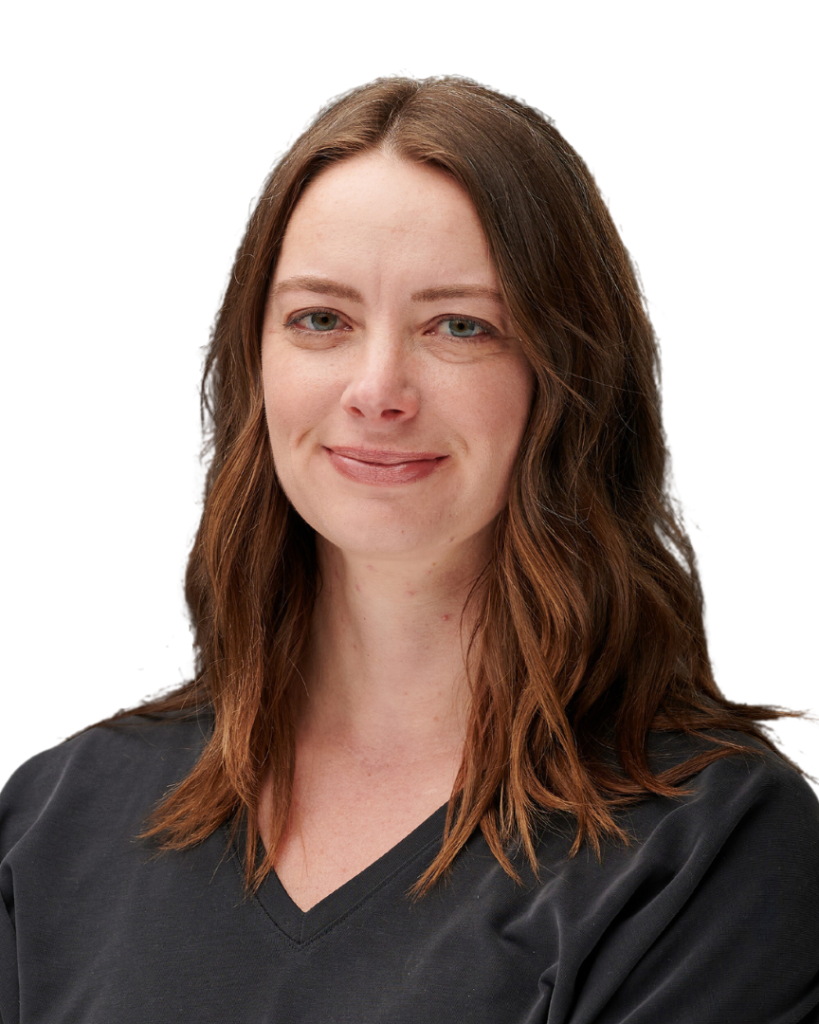 Amelia transparent